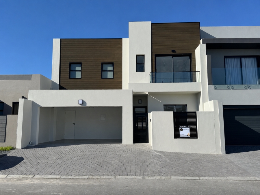 4 Bedroom Property for Sale in Sandown Western Cape